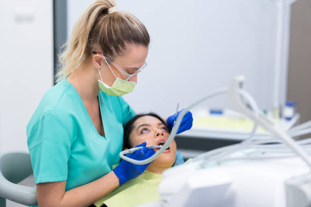 Best Emergency Dental Care for Broken or Chipped Teeth in Bloomfield Hills, MI